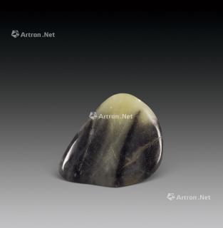 lot0093 和田玉青花籽料原石